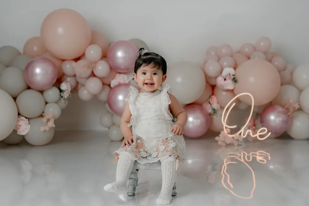 Bebé de meses antes del smash cake
